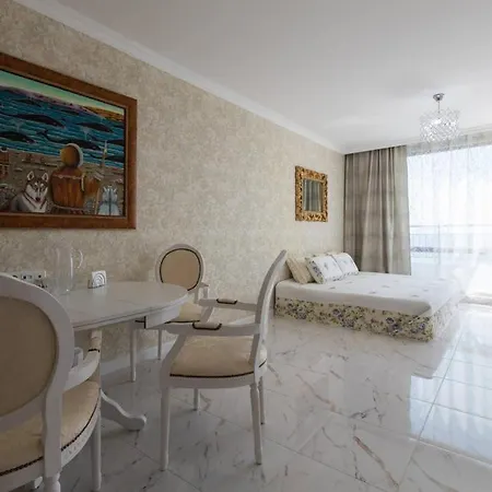 Apartamento Люкс-Апартамент На Первой Линии Моря! *